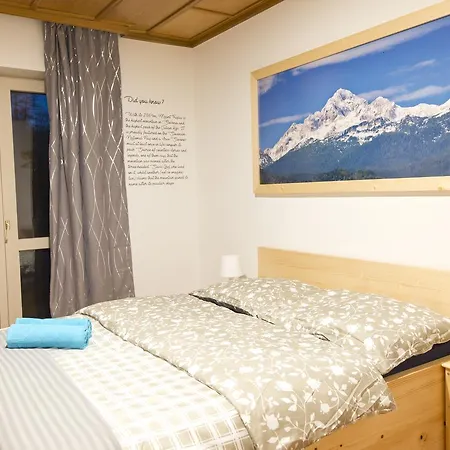 Lipa Guest house