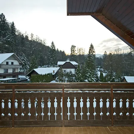 Lipa Guest house 2*
