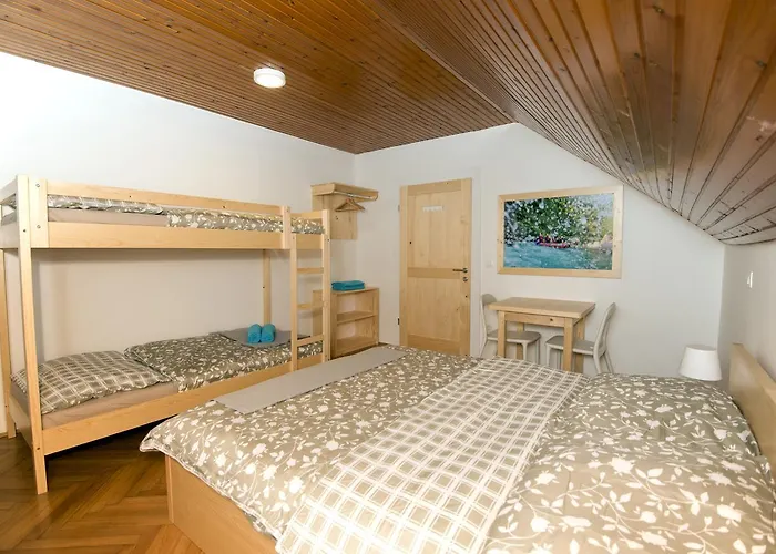 Lipa Hiša za goste Bled